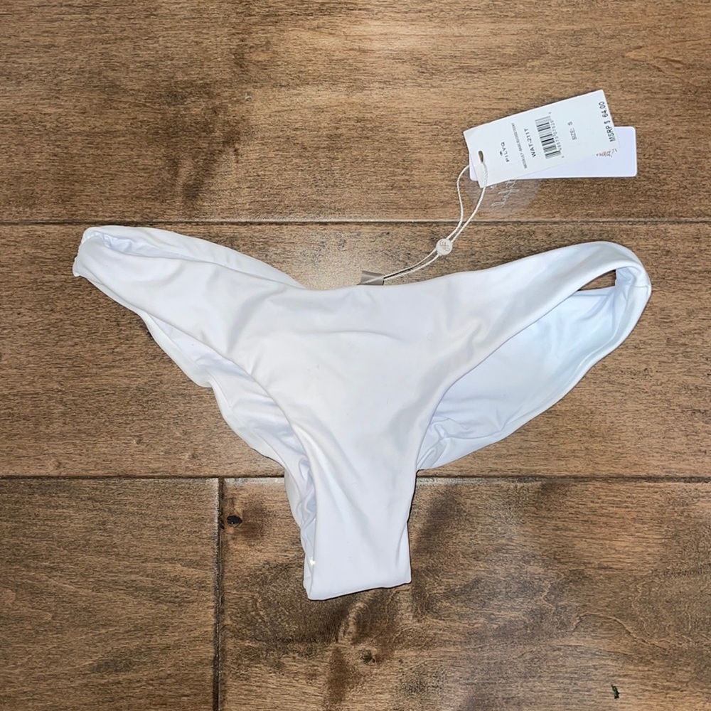 PilyQ white bottoms